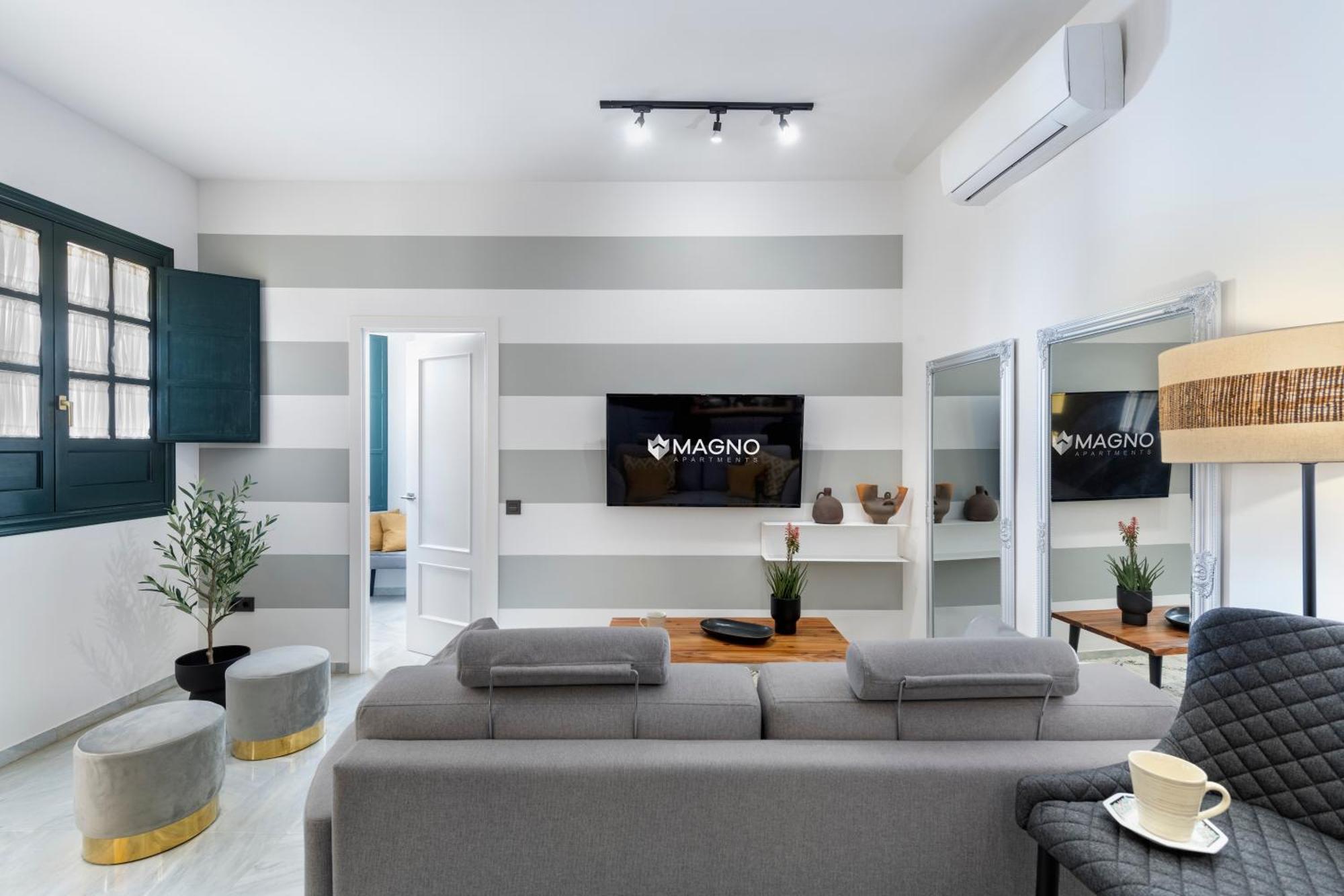 Magno Apartments Alvarez Quintero Seville Exterior photo